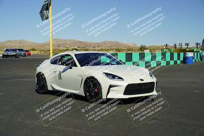 media/Nov-02-2025-Speed Ventures (Sun) [[c948a89870]]/Around the Pits/